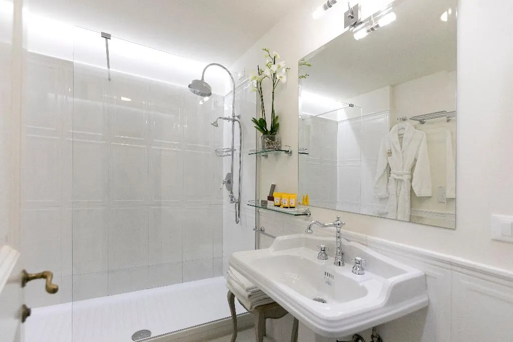 DOUBLE CLASSIC Room, Palazzo Lorenzo Hotel Boutique & Spa, Florence