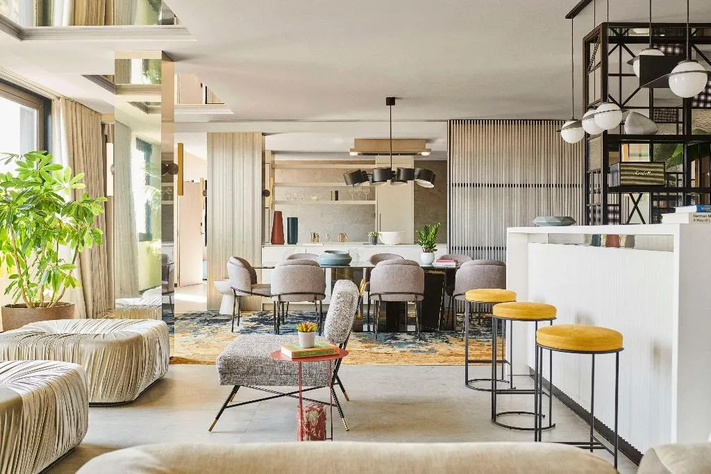 SUITE STANDARD Room, Grand Hyatt Barcelona, Barcelona