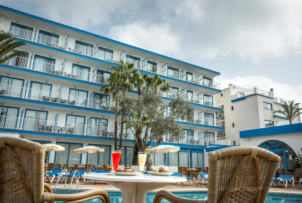 Pool, Hotel Ilusion Vista Blava, Majorca