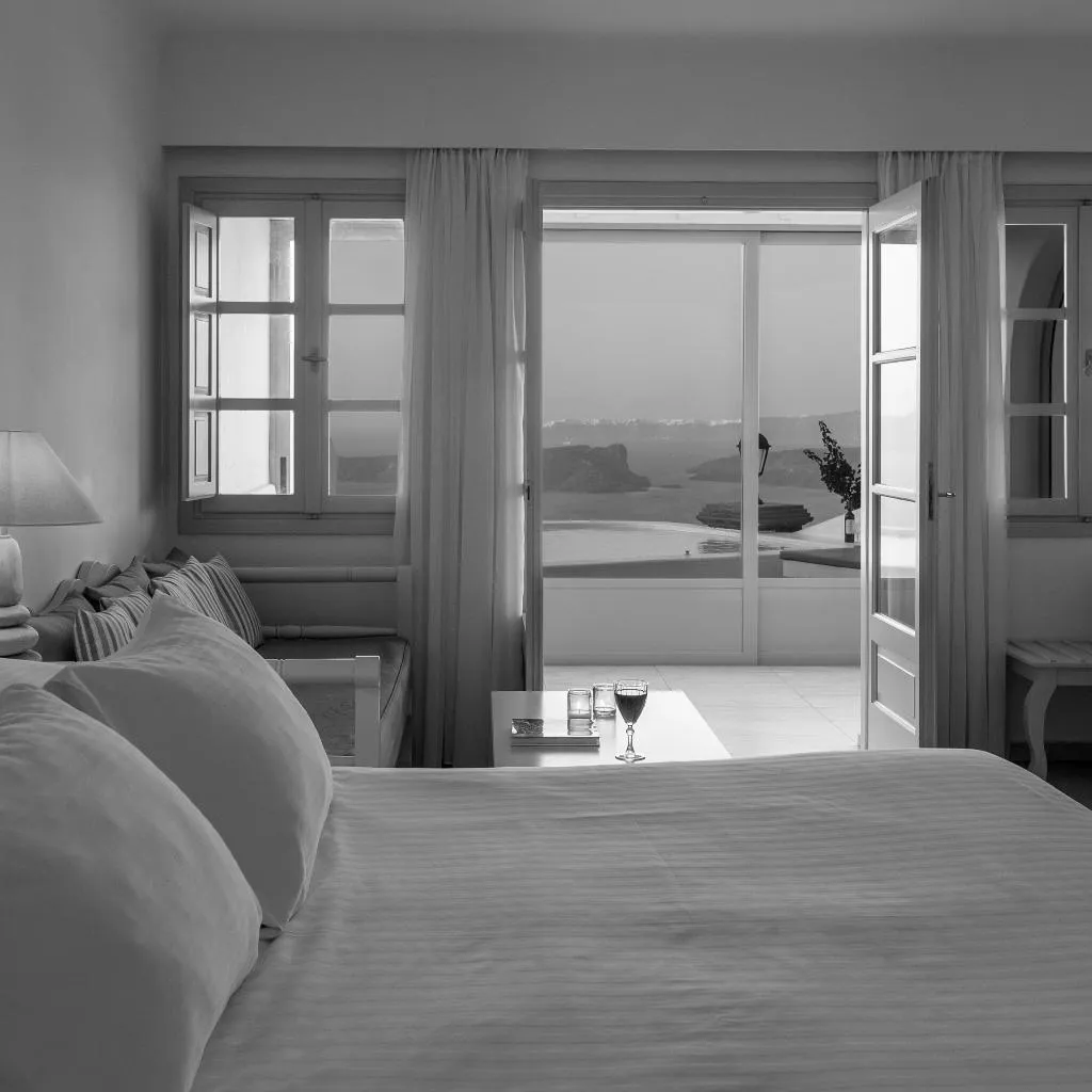 SUITE WITH PRIVATE POOL Room, Maison des Lys, Santorini