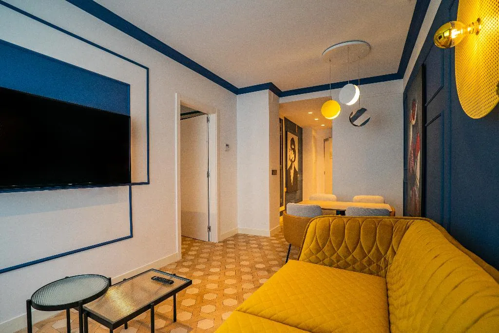 APARTMENT SUPERIOR Room, SmartRental Collection Gran Vía Capital, Madrid
