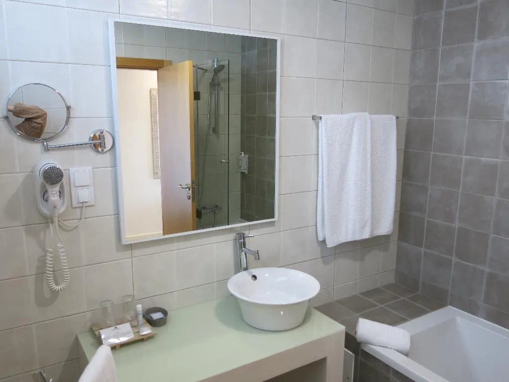 DOUBLE SUPERIOR Room, Casa do Outeiro, Arts & Crafts Boutique Hotel, Porto