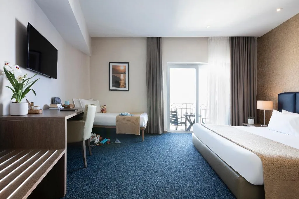 FAMILY ROOM WITH BALCONY Room, The Waterfront Hotel, Malta