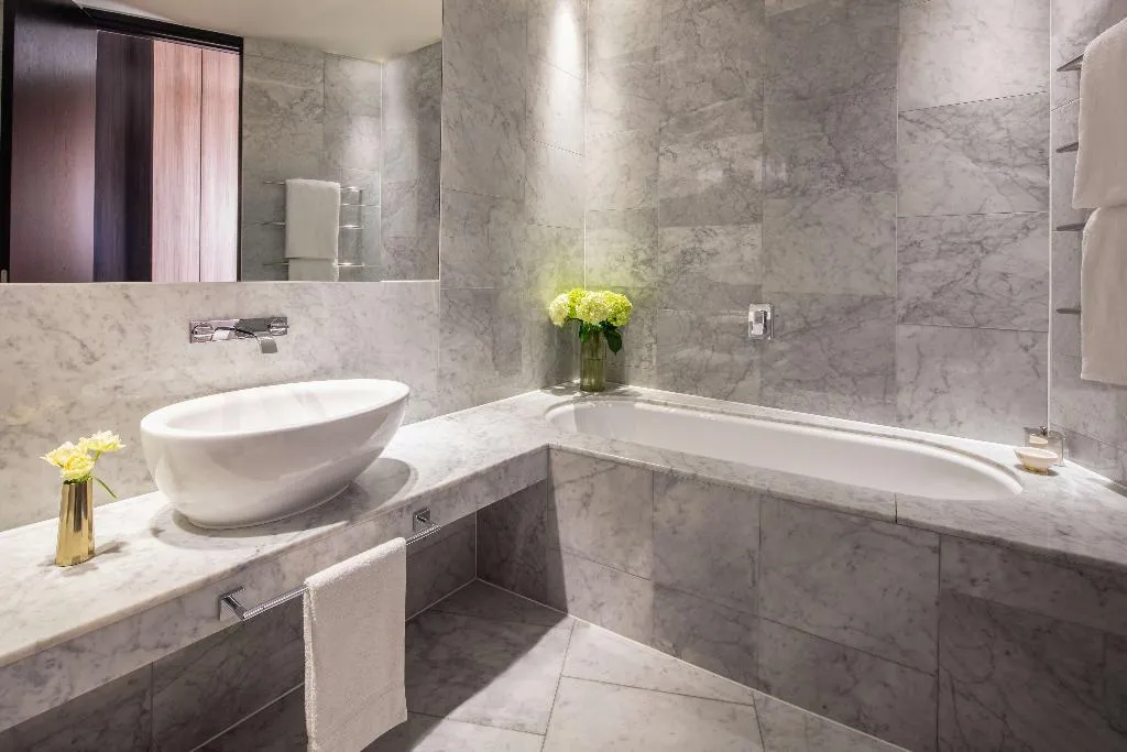 DOUBLE PREMIUM Room, Anantara The Marker Dublin, Dublin