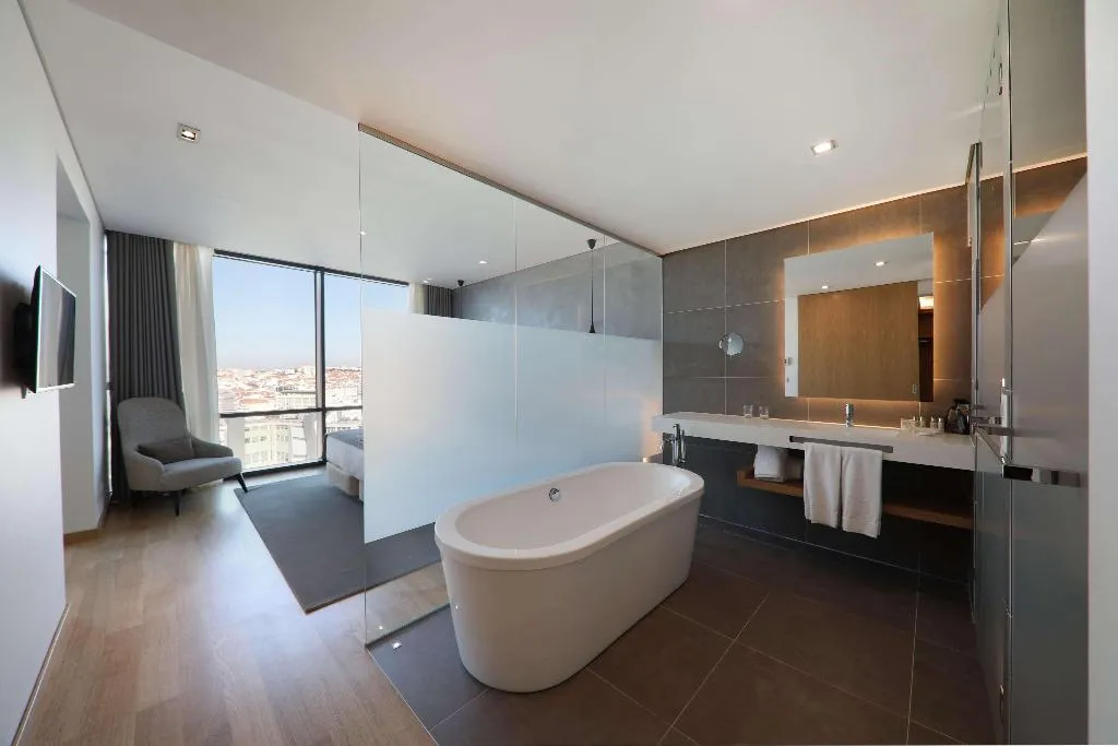 Room, Iberostar Selection Lisboa, Lisbon