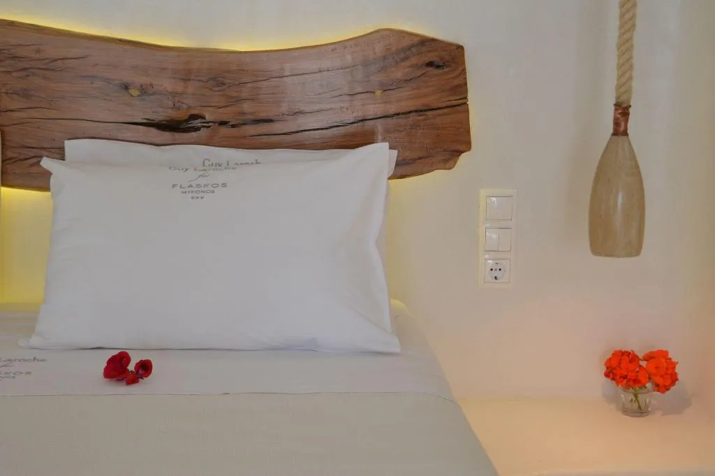 Room, Flaskos Suites, Mykonos
