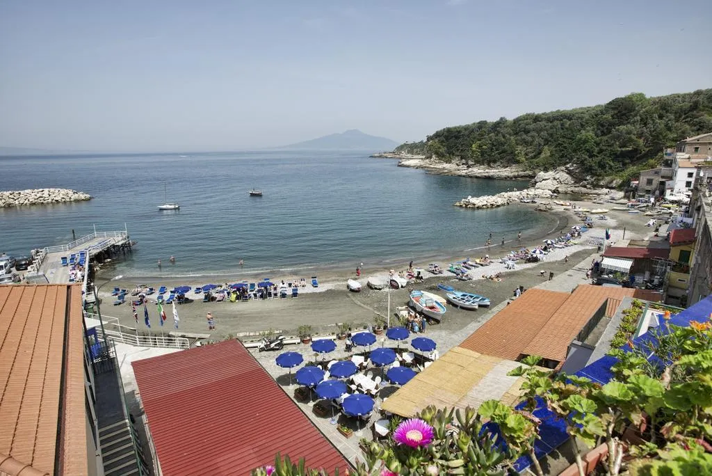 General view, Baia Di Puolo, Naples