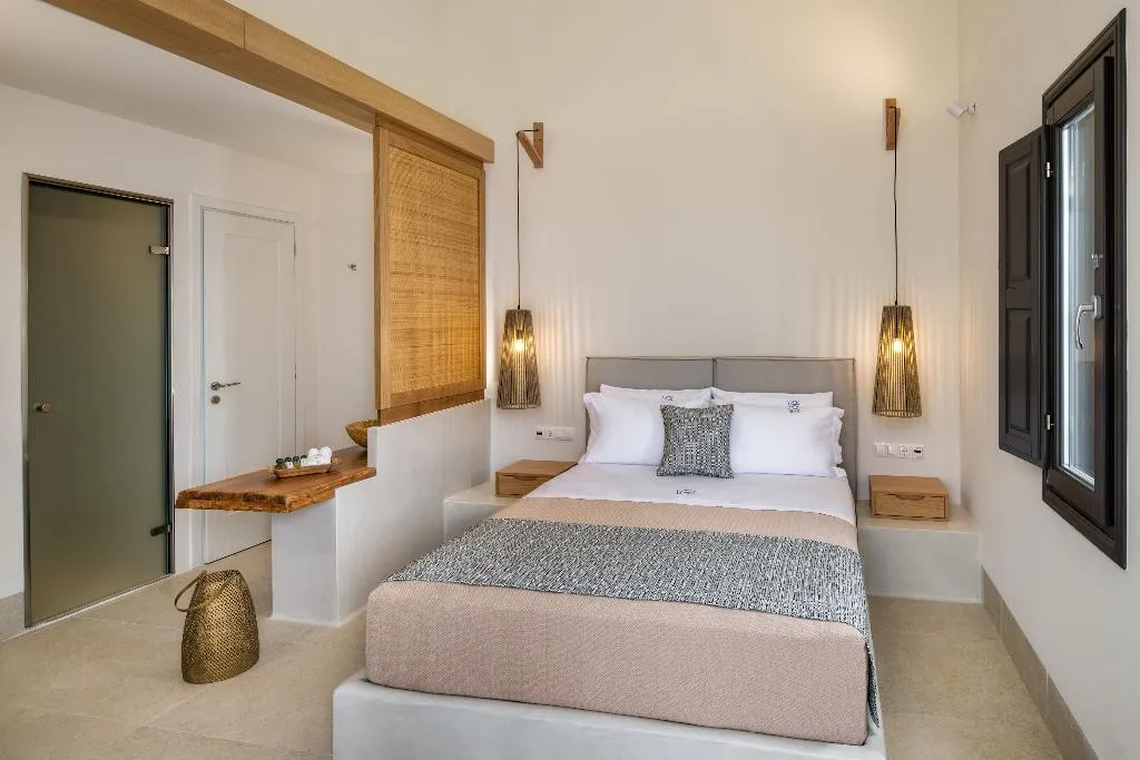 VILLA WITH PRIVATE POOL Room, Venus Sunrise Suites & Villas, Santorini