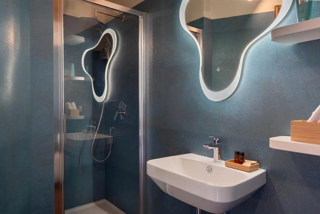 DOUBLE SUPERIOR Room, Palazzo Graziani, Florence