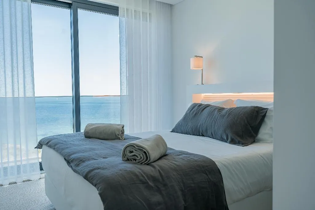 DOUBLE CAPACITY 3 Room, Shantiapartments Portimão, Algarve