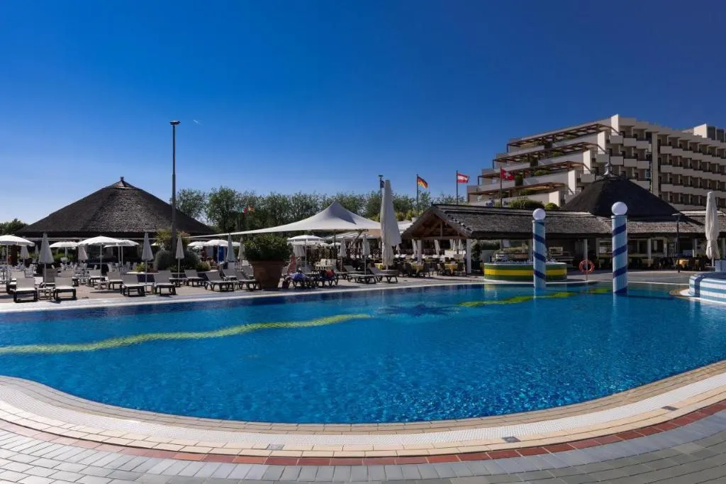 Pool, Aparthotel Holiday, Venice