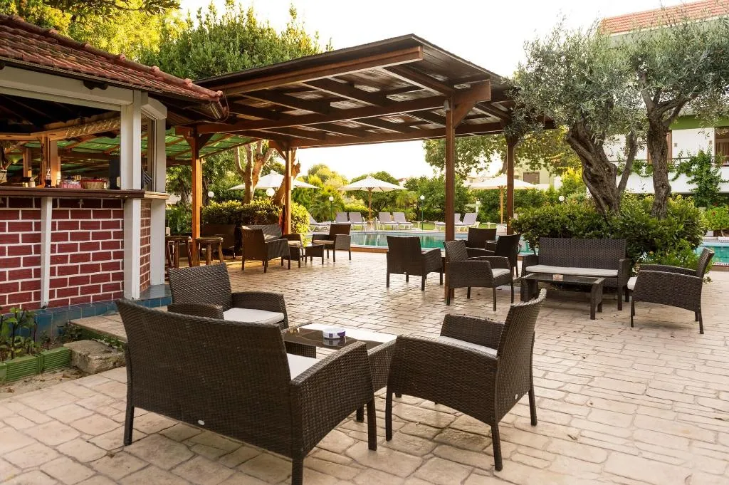 Bar, Terinikos, Rhodes