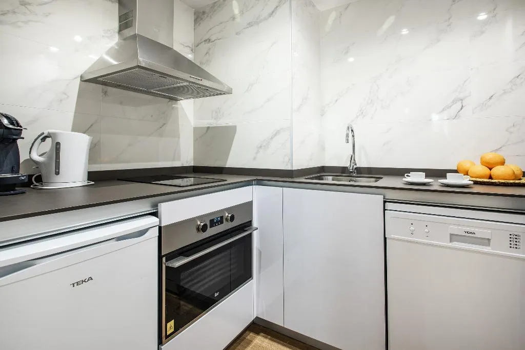 APARTMENT TWO BEDROOMS Room, Pierre & Vacances Madrid Aptos Eurobuilding 2, Madrid
