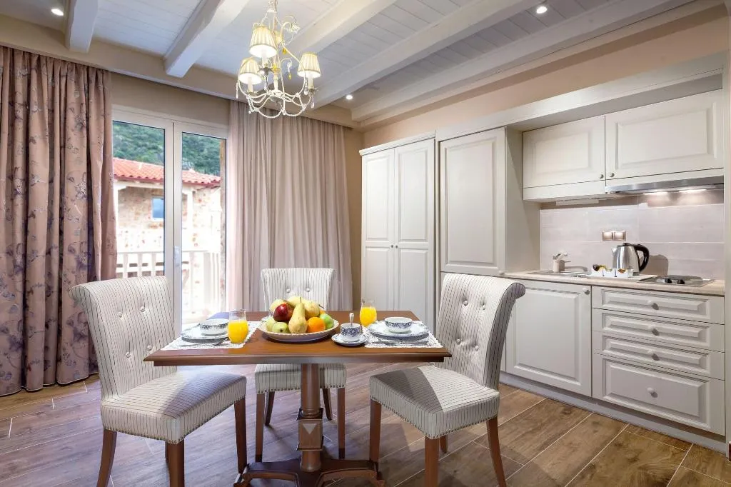 Room, Kyniska Palace Conference & Spa, Athens