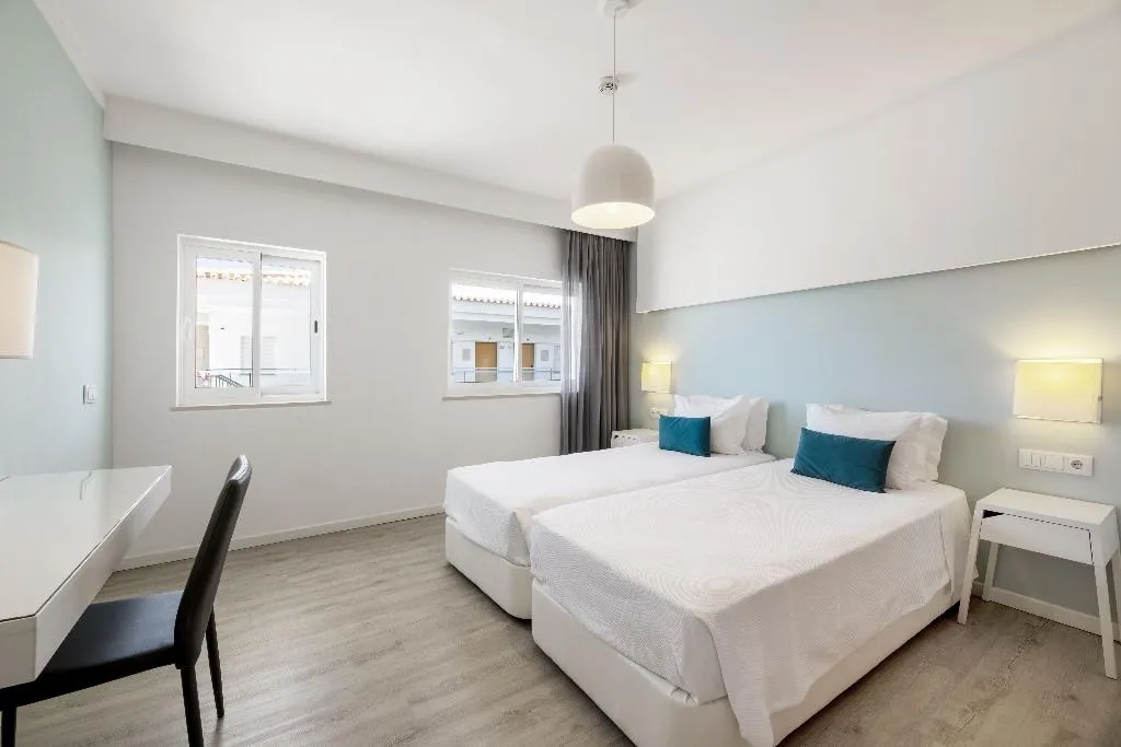 APARTMENT PREMIUM TWO BEDROOMS Room, AlvorMar Apartamentos Turisticos, Algarve