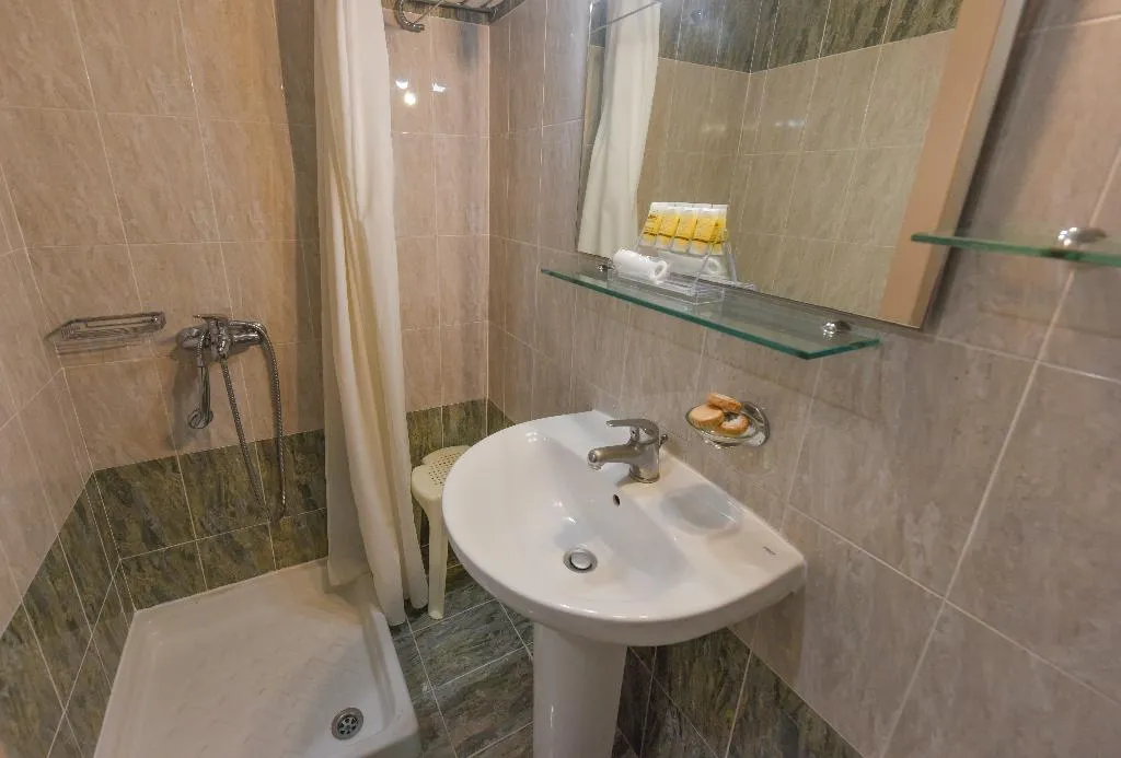 TRIPLE ONE BEDROOM ONE BATHROOM Room, Samos City Hotel, Samos