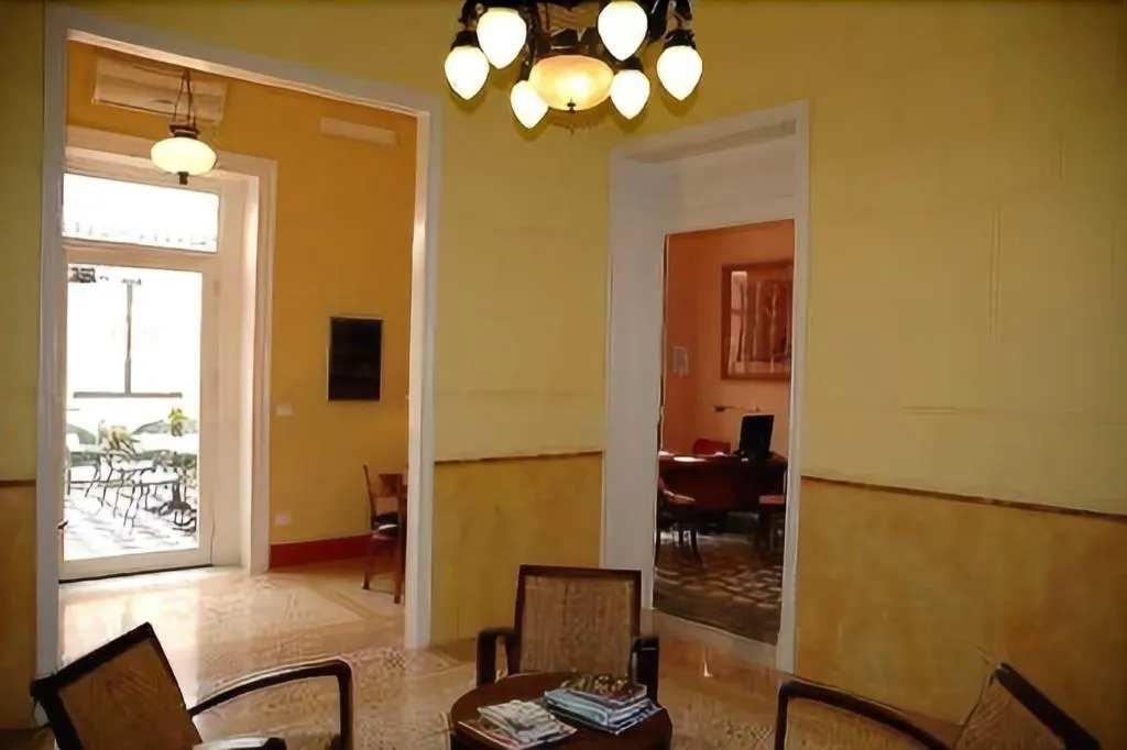 Lobby, Palazzo Pantaleo, Palermo