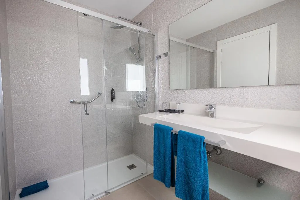 SUITE PARTIAL OCEAN VIEW Room, Servatur Puerto Azul, Gran Canaria