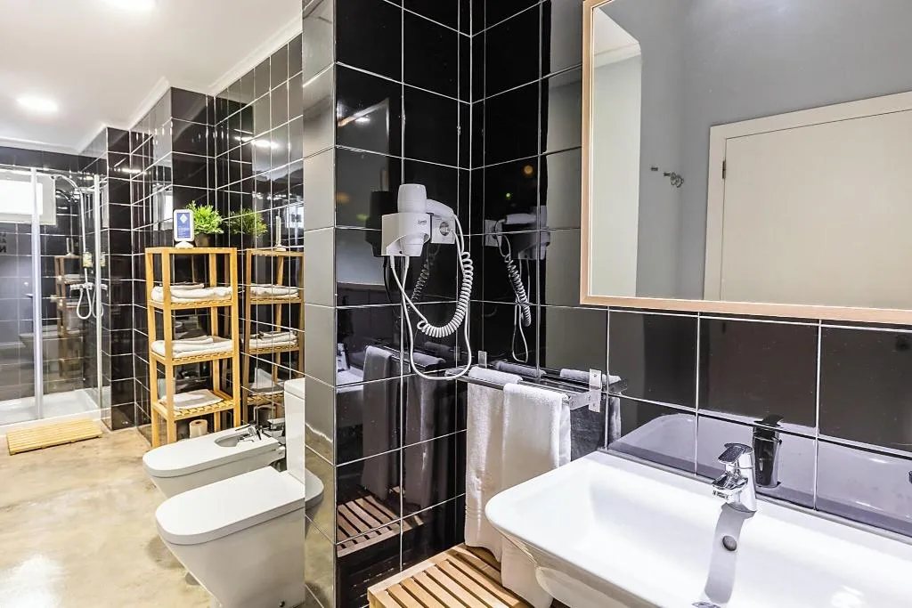 Room, Emporium Lisbon Suites, Lisbon