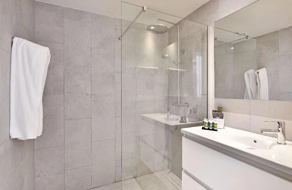JUNIOR SUITE SEA VIEW Room, Innside by Melia Calvia Beach, Majorca