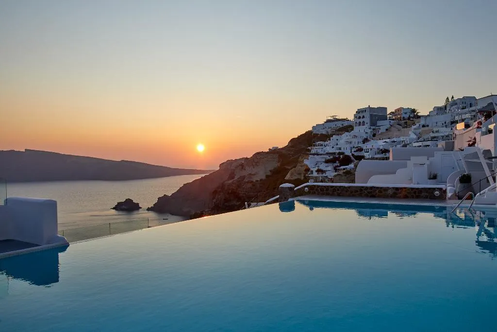 General view, La Perla Villas and Suites, Santorini