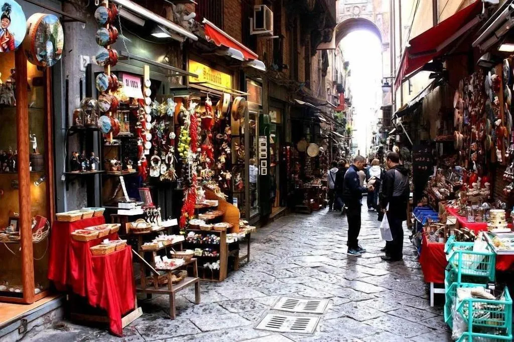 Sports and Entertainment, Bed Boutique Napoli Colors, Naples