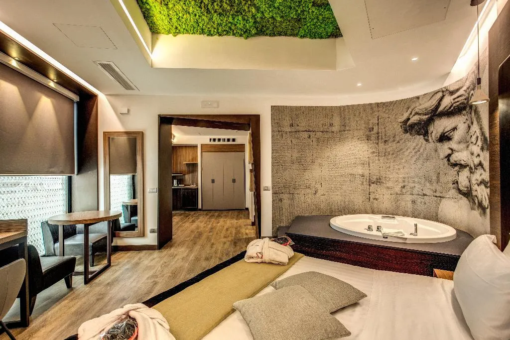 Room, Trevi Collection, Rome