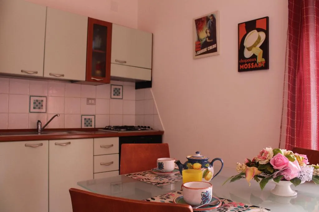 APARTMENT STANDARD Room, Le Case Della Costa, Naples