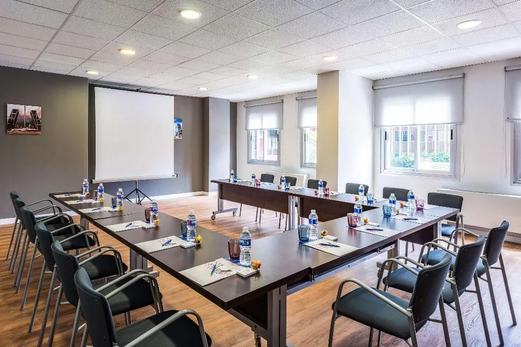 Conferences, Hotel Madrid Chamartín Affiliated by Meliá, Madrid