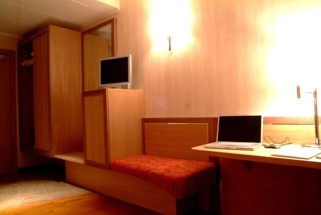 Room, Poli Hotel, Milan