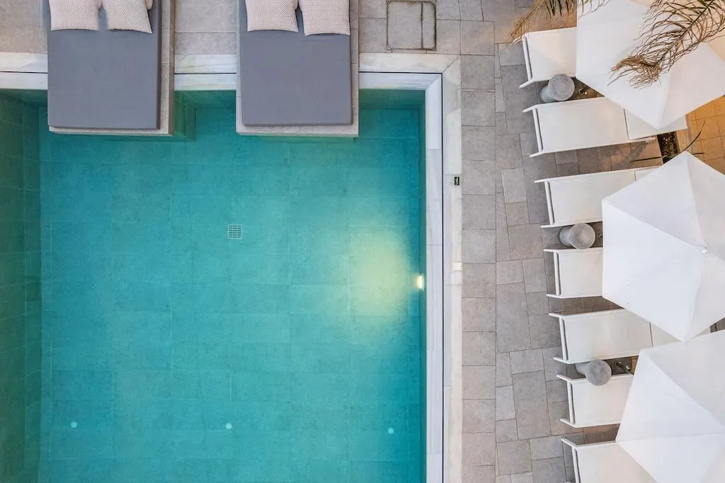 Pool, Aristea, Crete