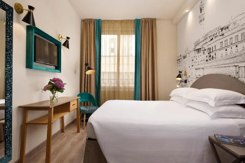 FAMILY ROOM SUPERIOR Room, Grand hotel Mediterraneo, Florence