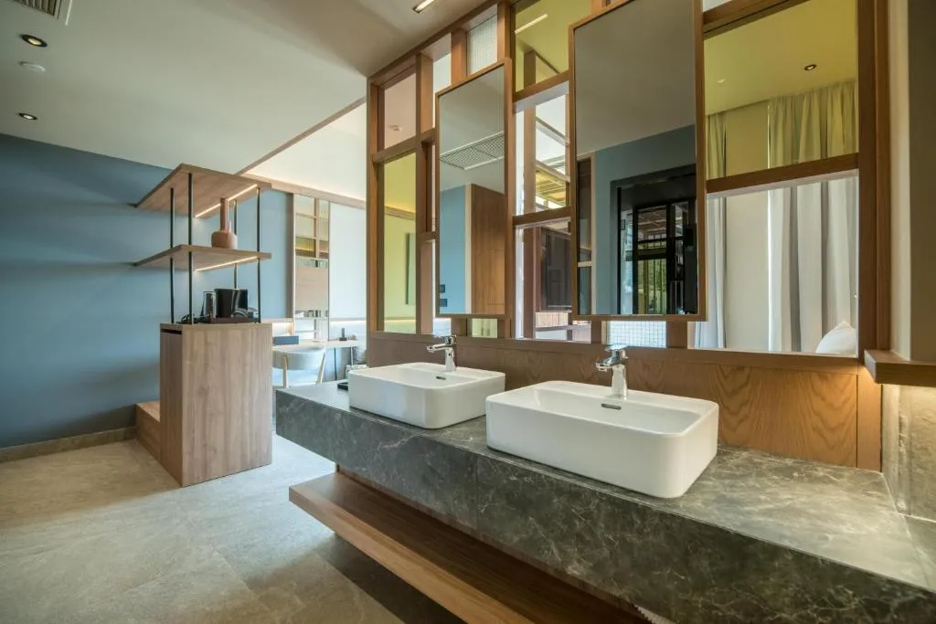 JUNIOR SUITE WITH JACUZZI Room, King Minos Retreat Resort and Spa, Crete