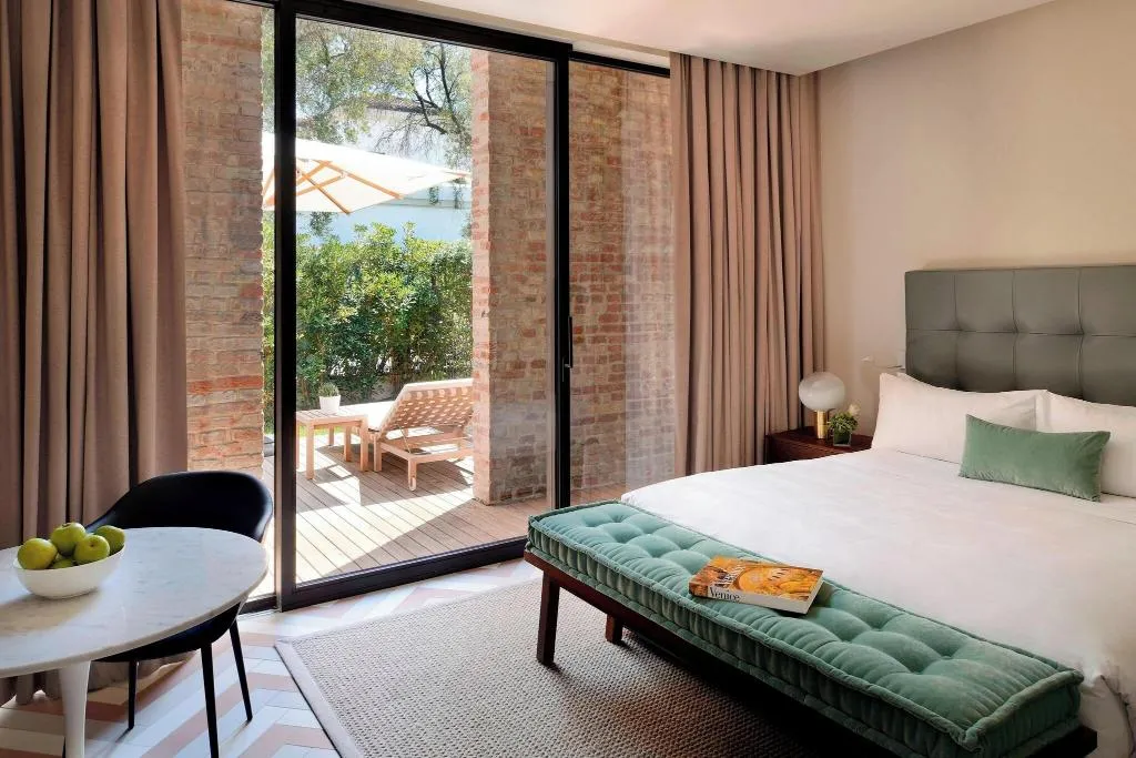 DOUBLE DELUXE WITH TERRACE Room, JW Venice, Venice