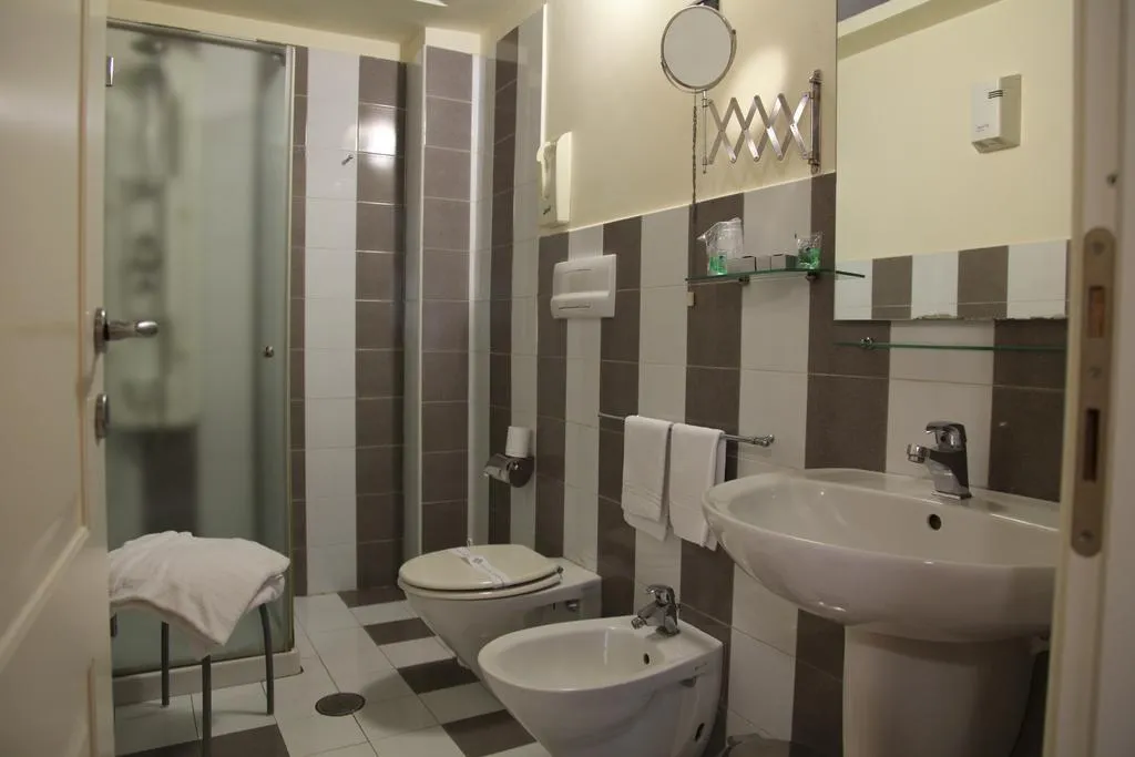 TRIPLE STANDARD Room, Caravaggio Hotel, Naples