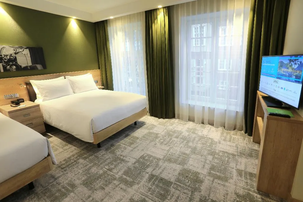 DOUBLE QUEEN SIZE BED Room, Hampton by Hilton Gdansk Old Town, Gdansk