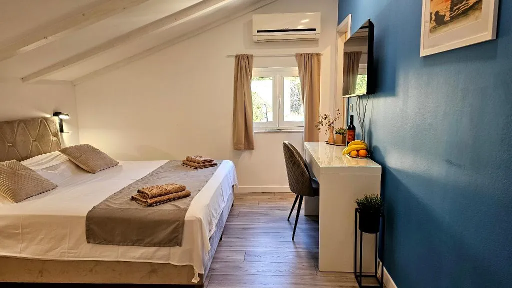 TRIPLE STANDARD Room, Villa Babilon, Dubrovnik