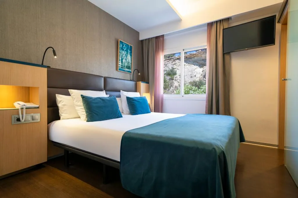 Double or Twin DELUXE Room, Ocean Drive Ibiza, Ibiza