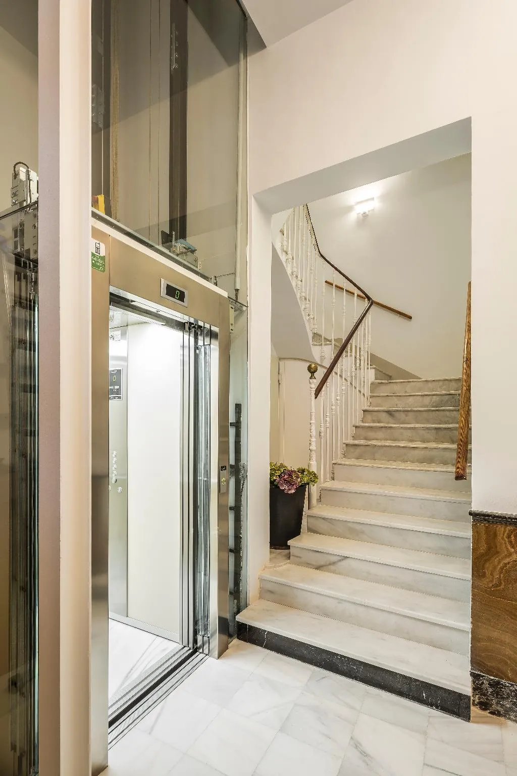Lobby, Mon Suites Benlliure, Valencia