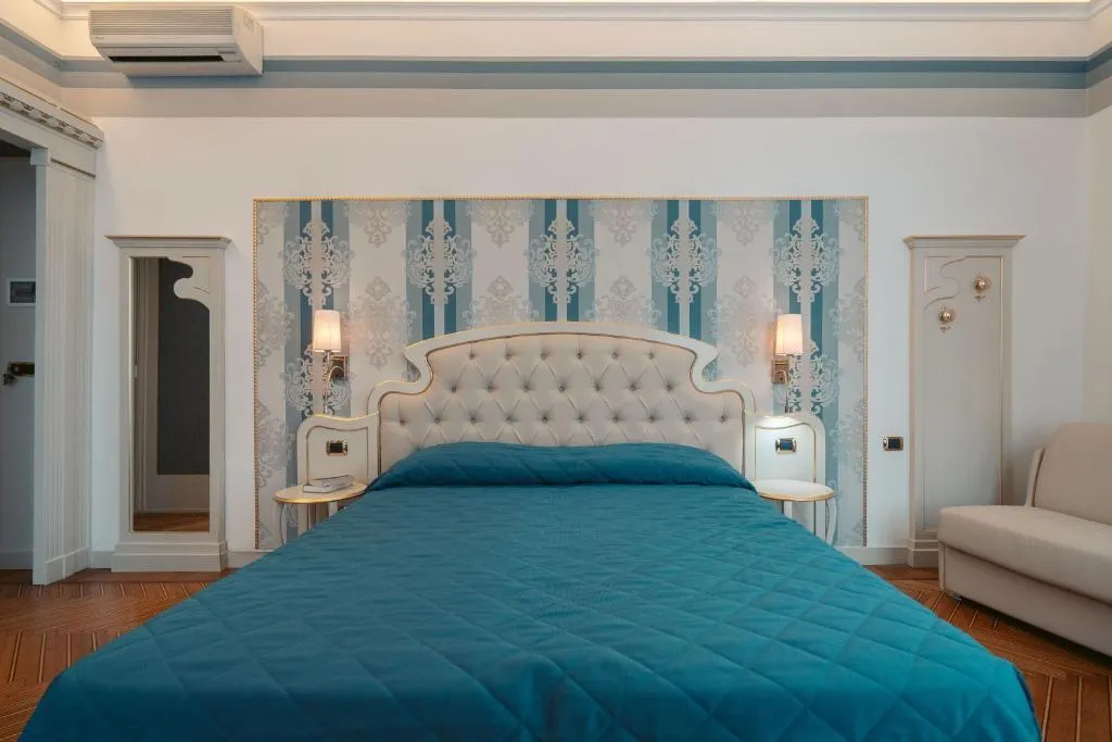 Room, Excelsior Splendide, Milan