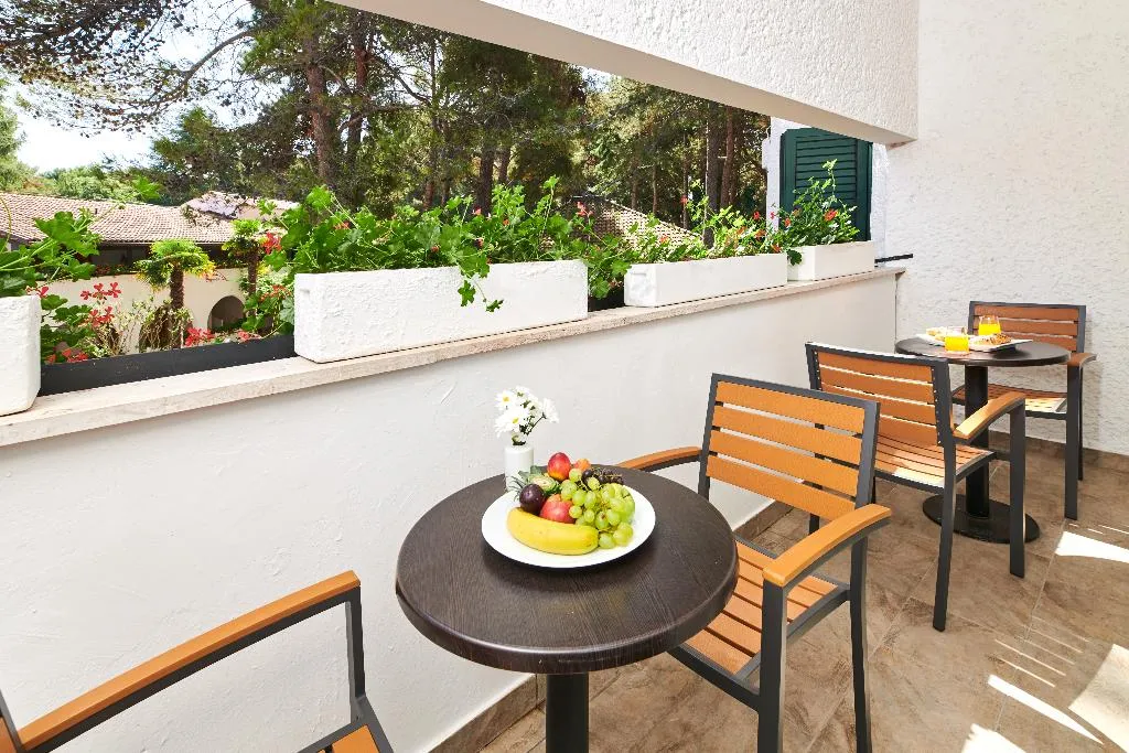 FAMILY ROOM CLASSIC WITH BALCONY Room, Villa Galijot Plava Laguna, Istria