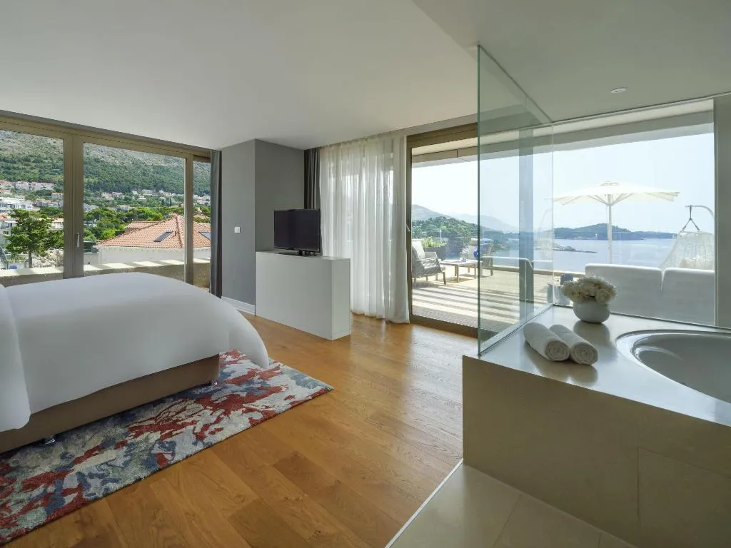 SUITE EXECUTIVE SEA VIEW Room, Rixos Premium Dubrovnik, Dubrovnik