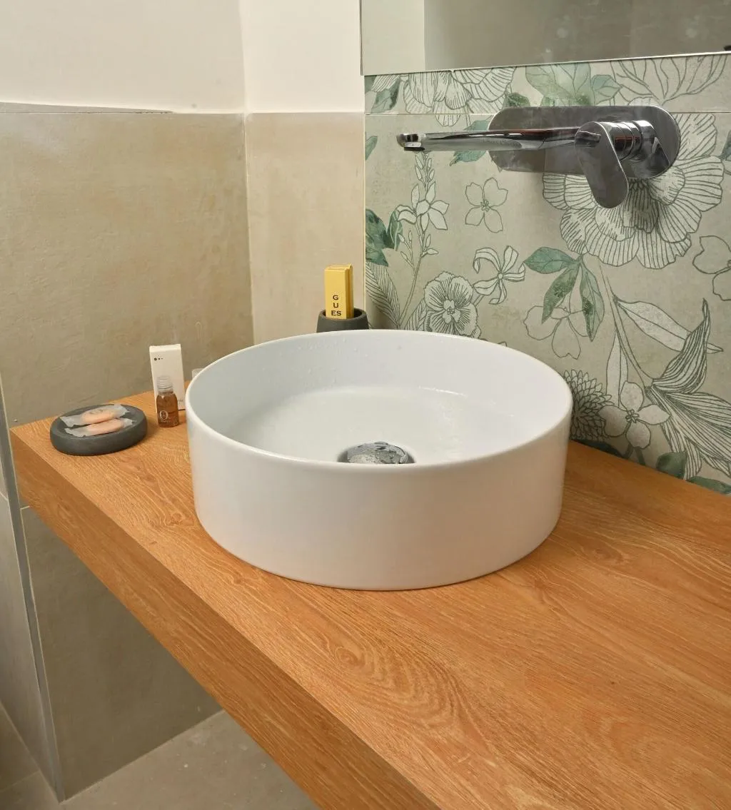 Room, Ghe Kalè Resort, Naples
