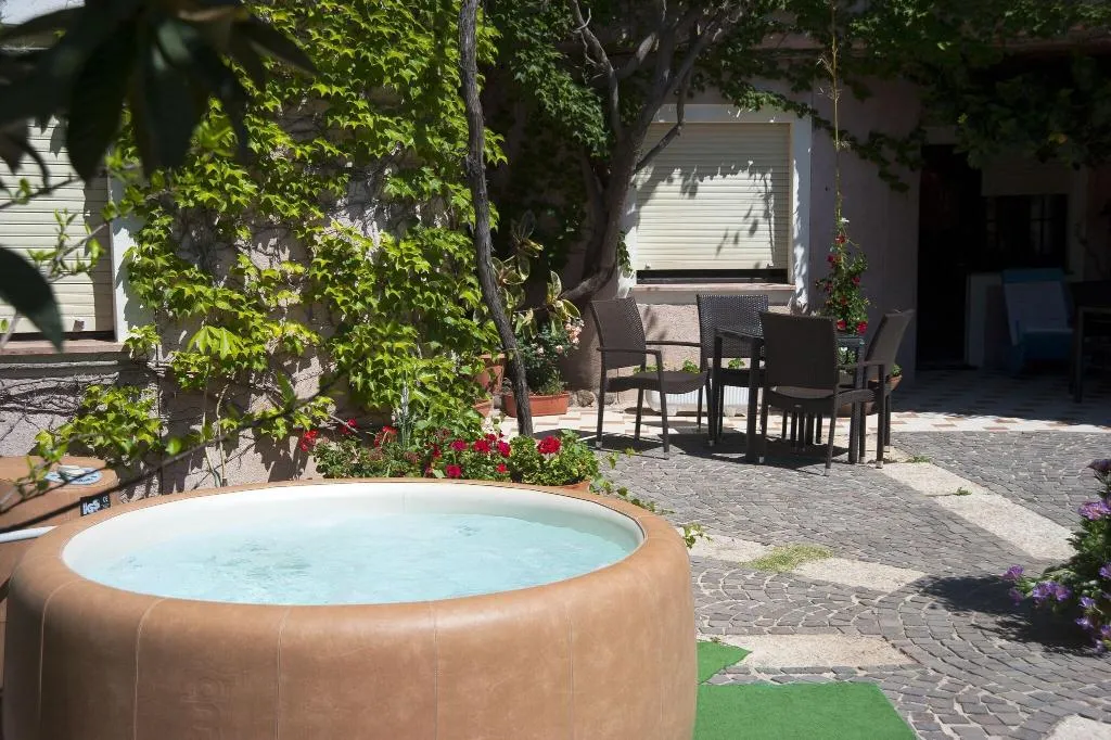 Pool, Costa Dorada, Olbia