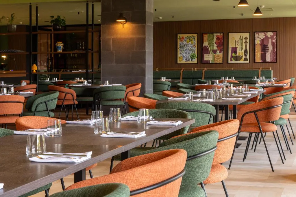 Restaurant, Picciolo Etna Golf Resort & Spa, Curio Collection, Catania
