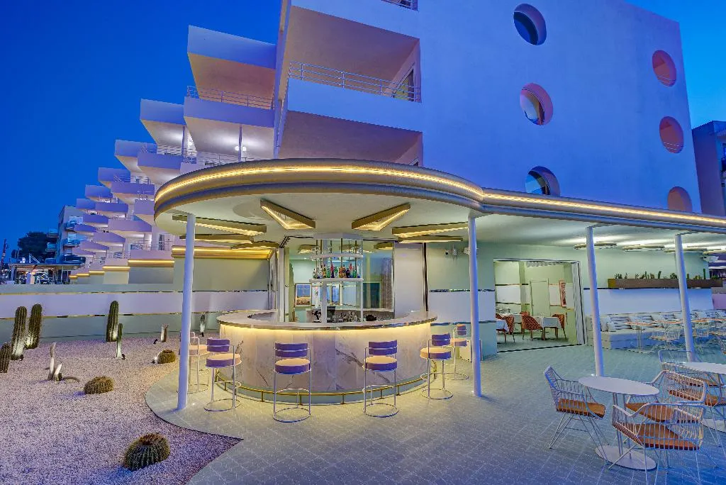 Bar, Grand Paradiso, Ibiza