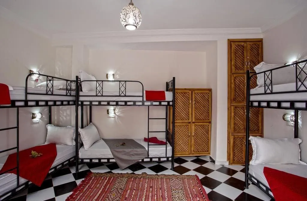 Room, Amour d'auberge, Marrakech