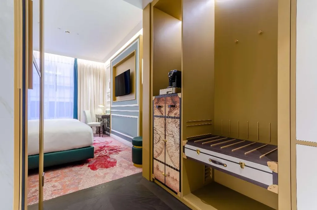 Room, The Emerald House Lisbon, Curio Collection by Hilt, Lisbon