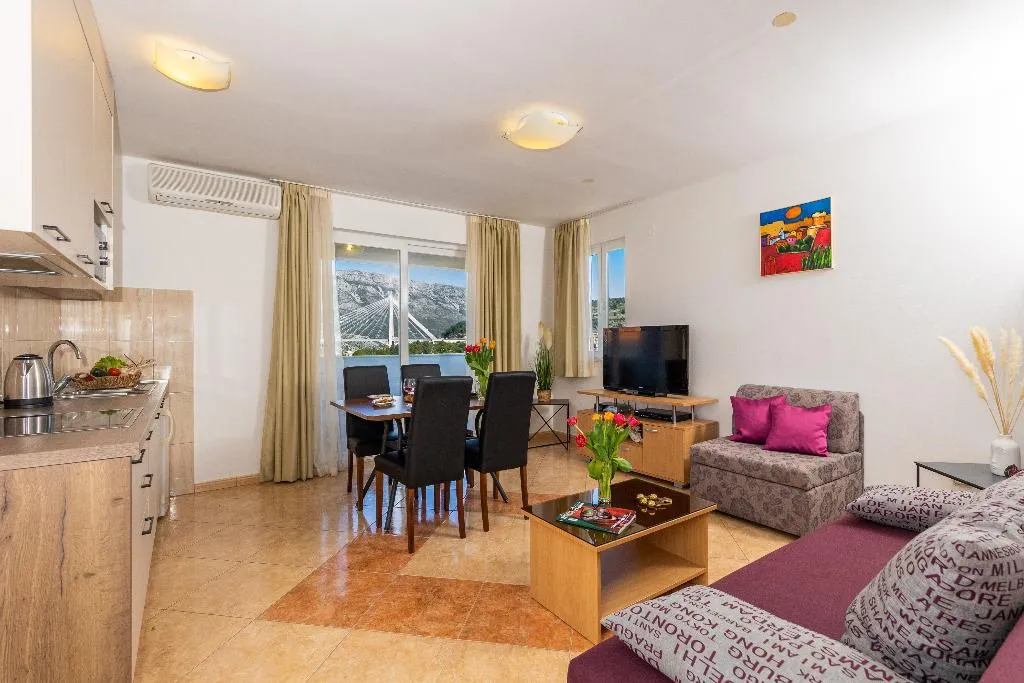 APARTMENT TWO BEDROOMS Room, Villa Erna, Dubrovnik