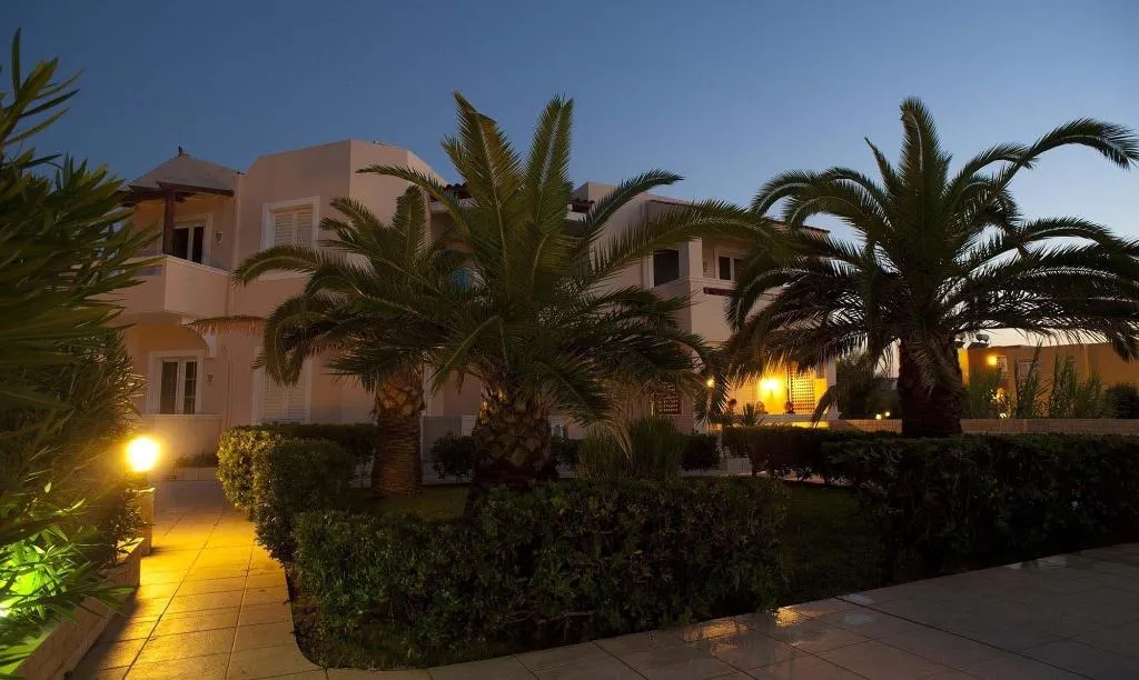 Sports and Entertainment, Caretta Beach, Crete